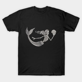 Mermaid skull. T-Shirt